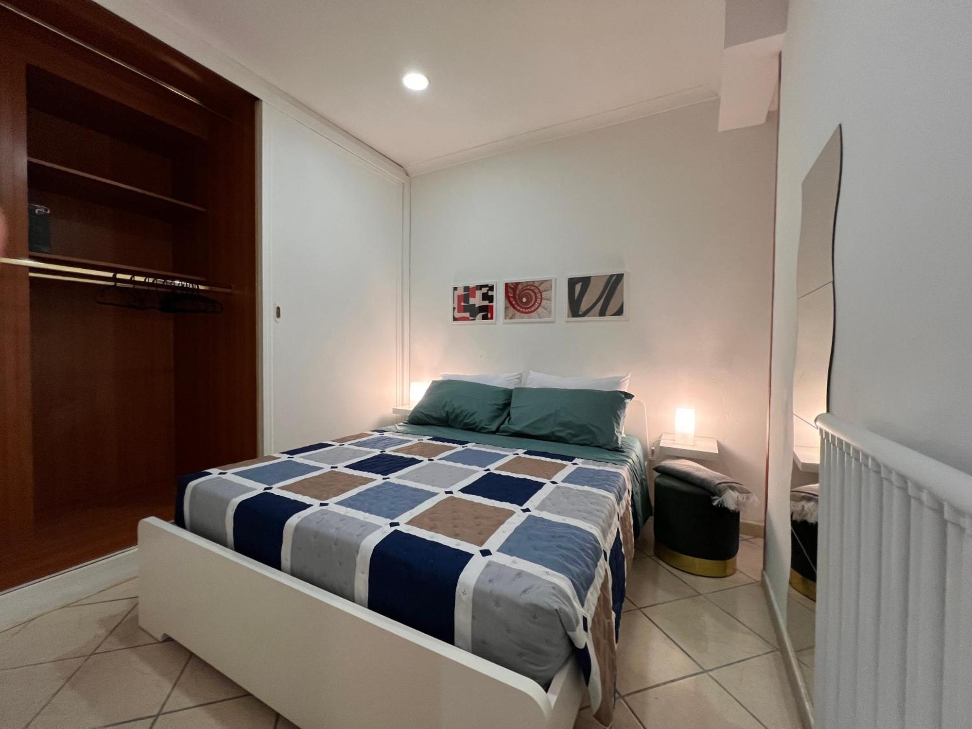 Apartamento Casa Tua Al Centro Di Napoli Exterior foto
